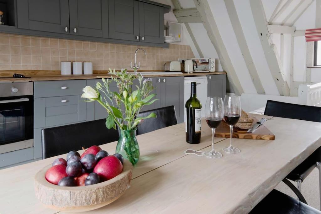 Characterful In The Heart Of Holiday home *